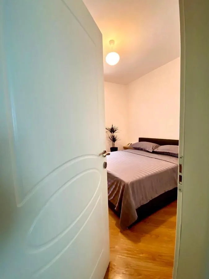 Luxury Apartments In City Center ドゥラス